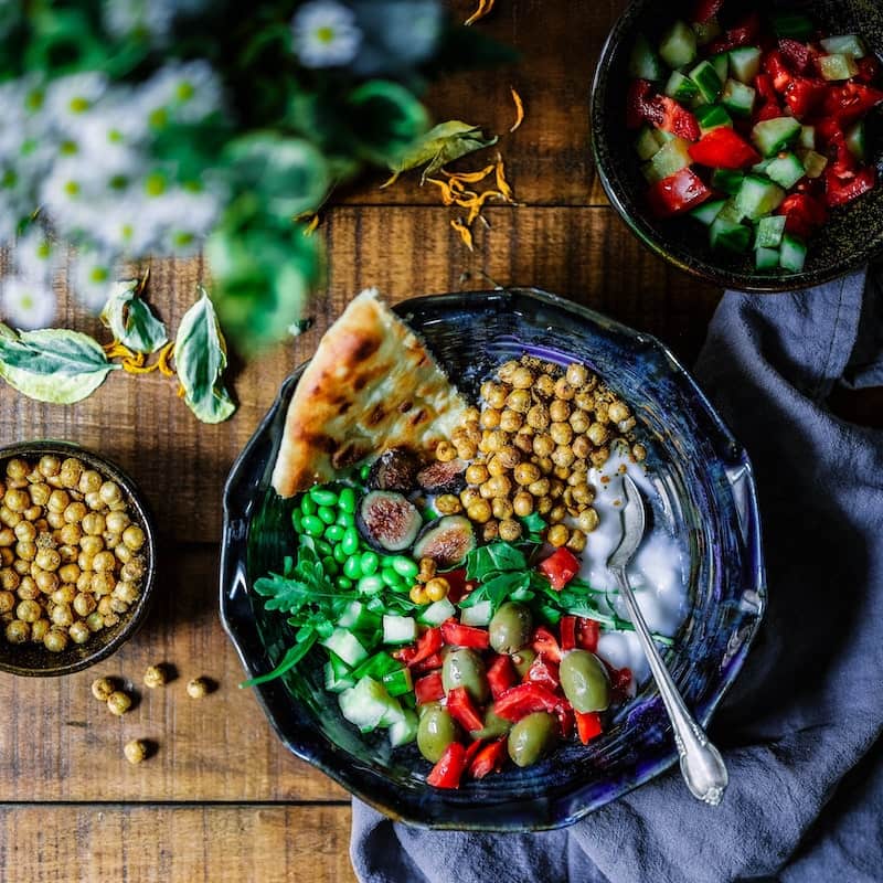 Photo of beatifully
           arranged food